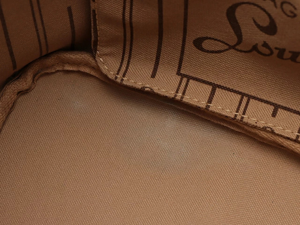 LOUIS VUITTON Neverfull Monogram Brown